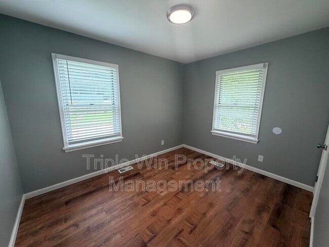Building Photo - 3349 Marmary Ln