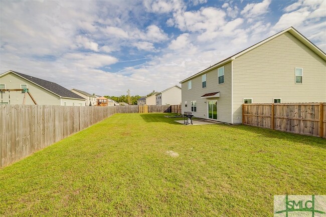 Building Photo - 126 Laurel Ln