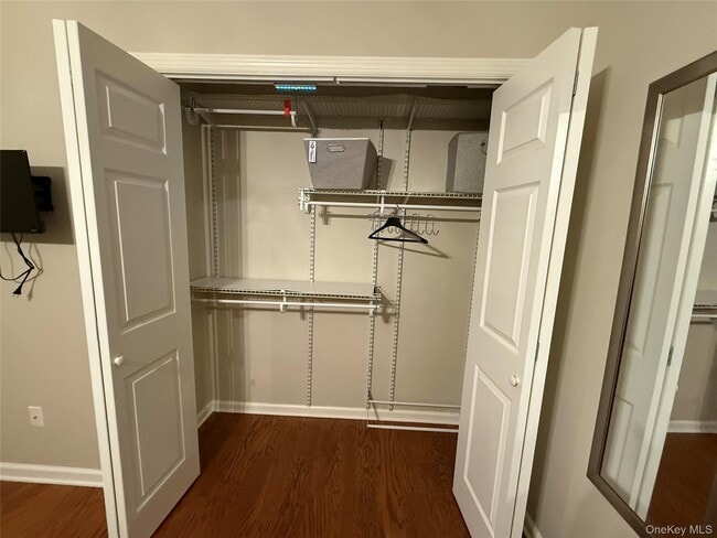 Building Photo - 1008 McIntosh Pl