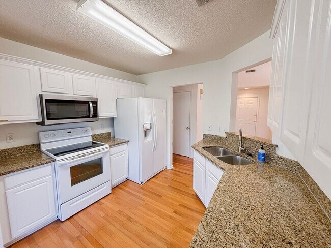 Building Photo - 118 Sea Cotton Cir