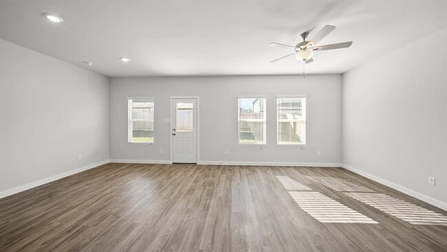 Building Photo - 25207 Leather Leaf Ct