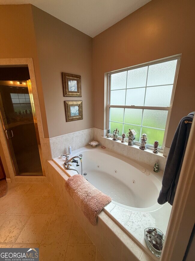 Building Photo - 1403 Tanager Trail