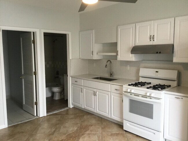 Building Photo - 90 Union Ave