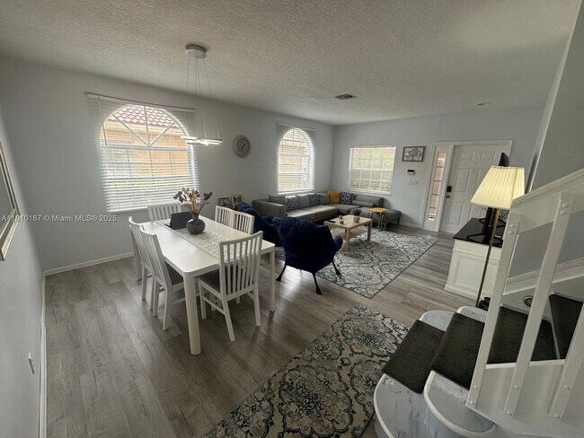 Building Photo - 3697 Miramontes Cir
