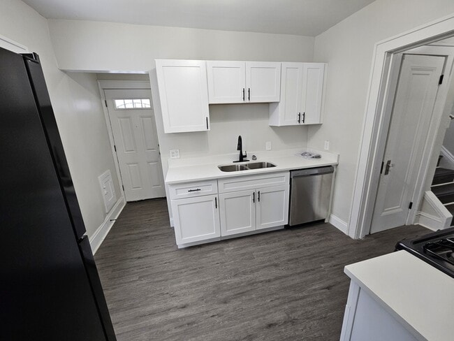 Building Photo - 9614 McCracken Rd