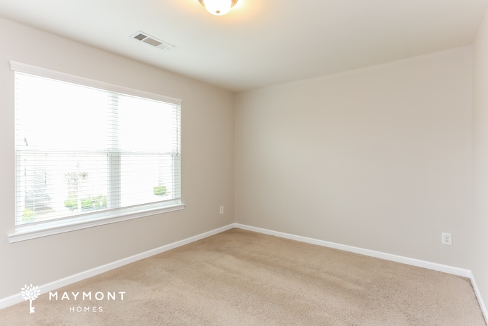 Building Photo - 836 Regal Ln