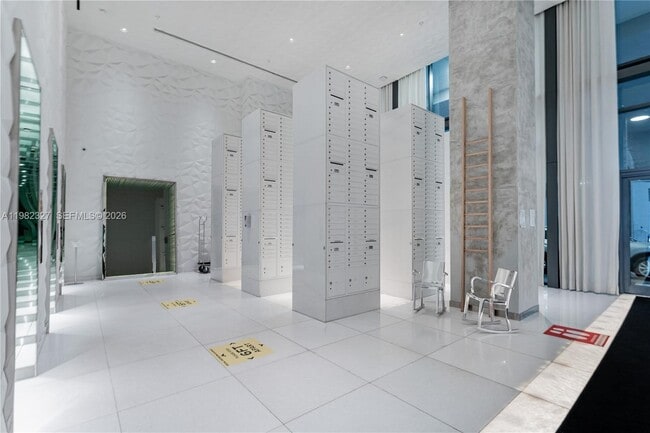 Building Photo - 1300 S Miami Ave