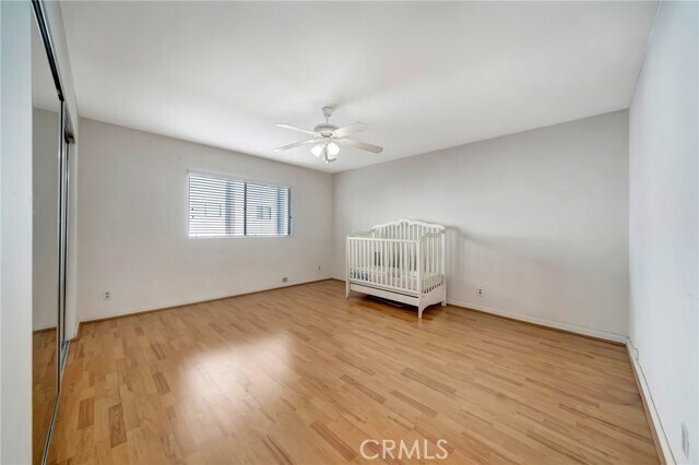 Building Photo - 5315 Zelzah Ave