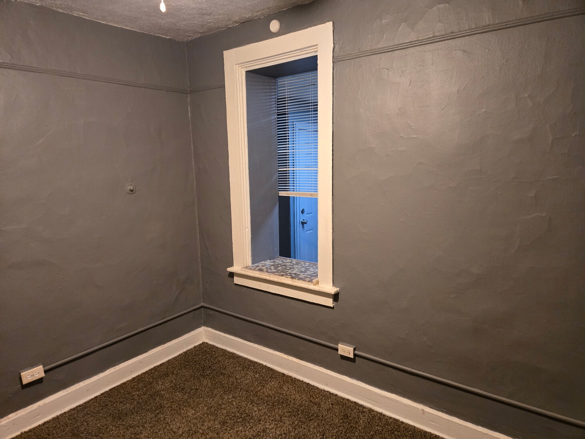 Building Photo - 10508 S Maryland Ave