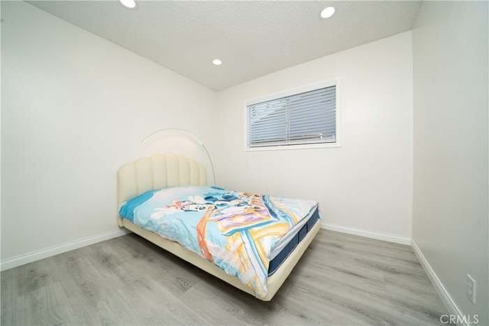 Building Photo - 3986 Valle Vista Dr