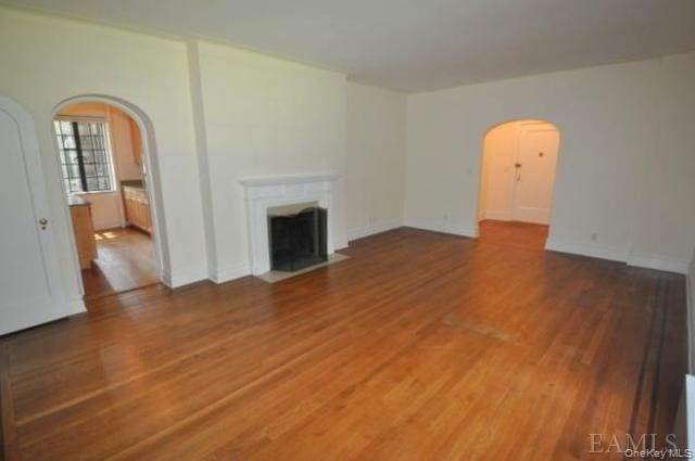 Building Photo - 155 Garth Rd