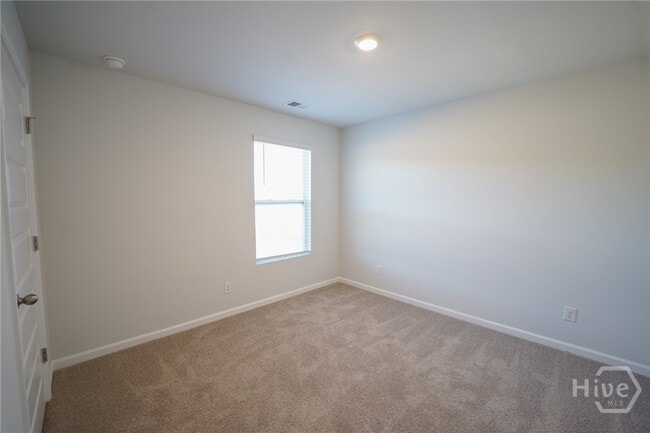 Building Photo - 102 Painted Lady Lp