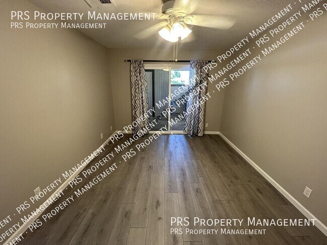 Building Photo - 195 N Cottonwood St