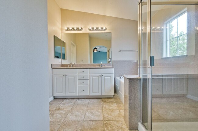 Building Photo - Modern Communication Hill Townhome | Panoramic Mountain Views