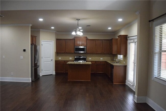 Building Photo - 480 Meadow Hill Dr