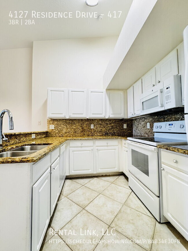 Building Photo - 4127 Residence Drive