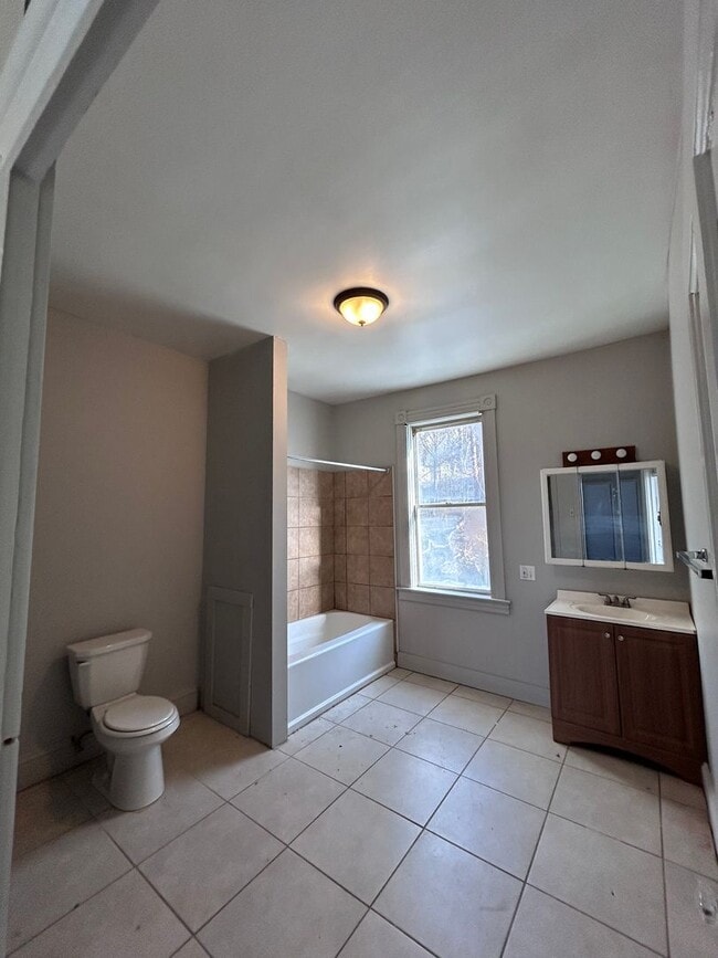 Building Photo - 3BR Single-Family Home + Office | Garage | Fresh Updates| Perrysville Avenue