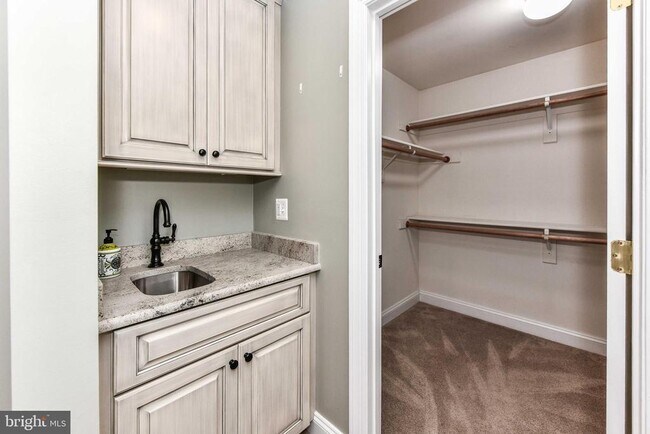 Building Photo - 2875 Star Opal Dr