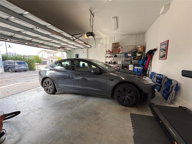 Building Photo - 4493 NW 81st Ave