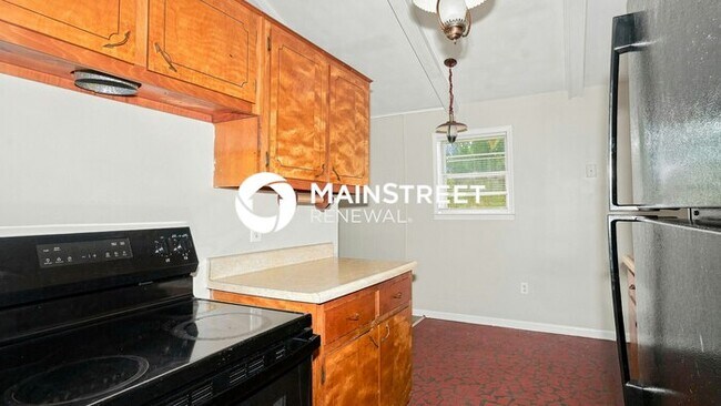 Building Photo - 3 Bedroom Pet-Friendly Home in Memphis, TN with Main Street Renewal