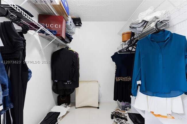 Building Photo - 12990 SW 88th Ln