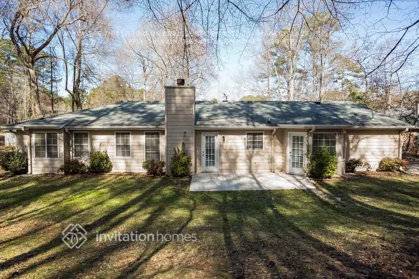 Building Photo - 845 Rambling Rose Ct NW