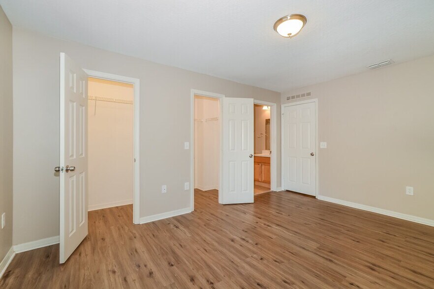 Building Photo - 4630 Salamander St