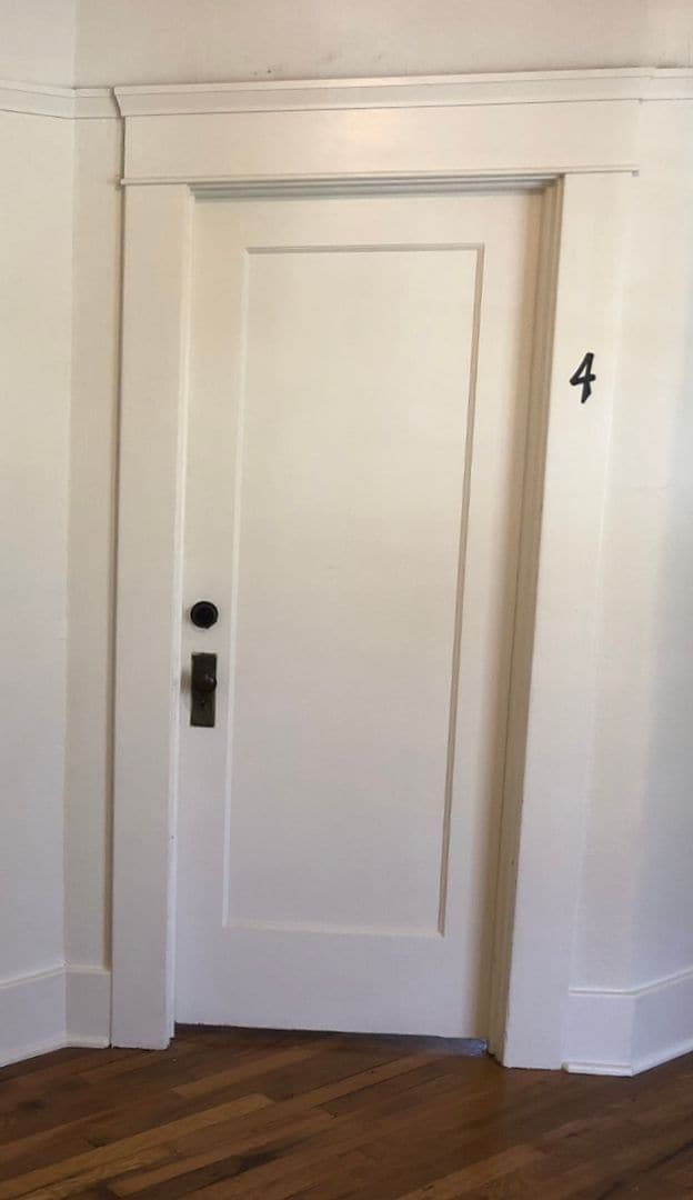 Building Photo - 219 Park Ave