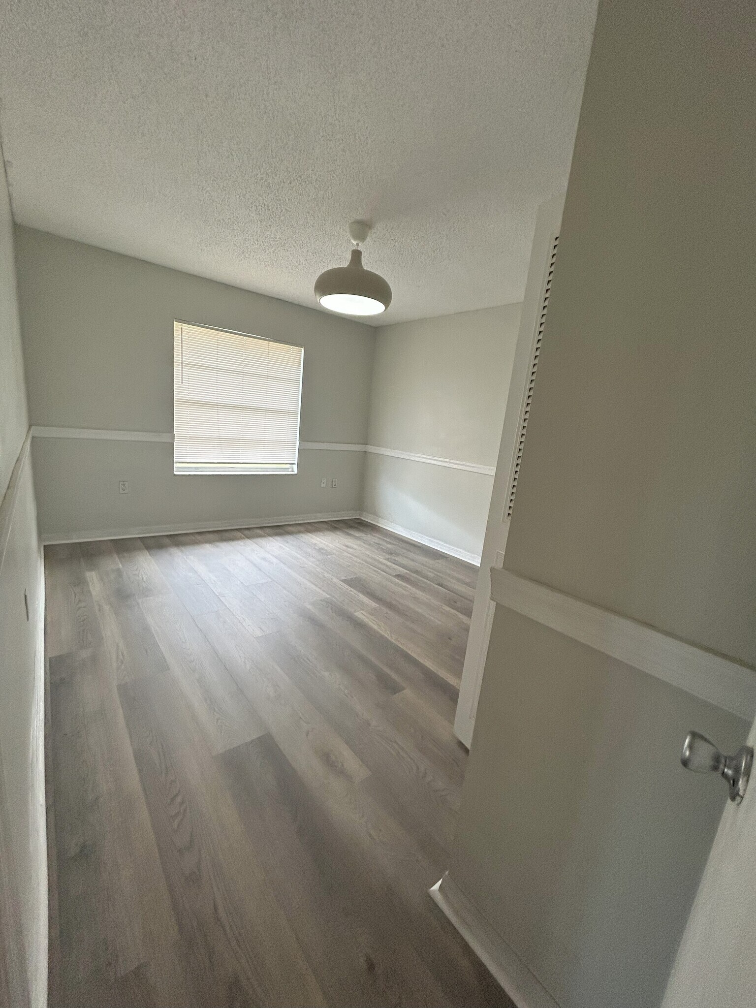 Building Photo - 6449 Rockingtree Ln