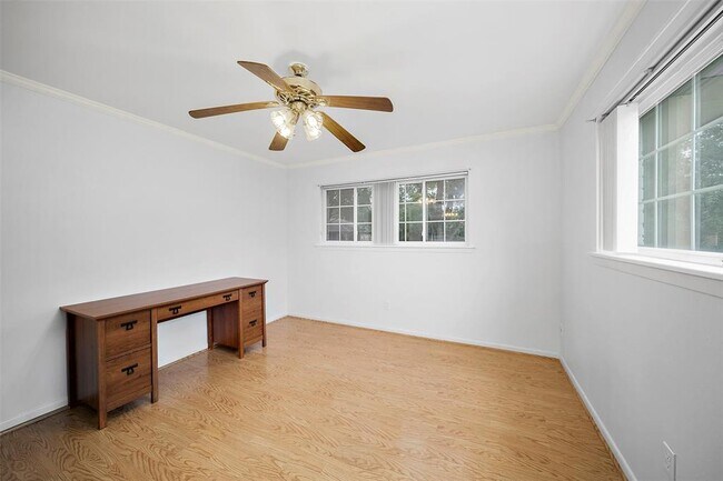 Building Photo - 5215 Cheena Dr