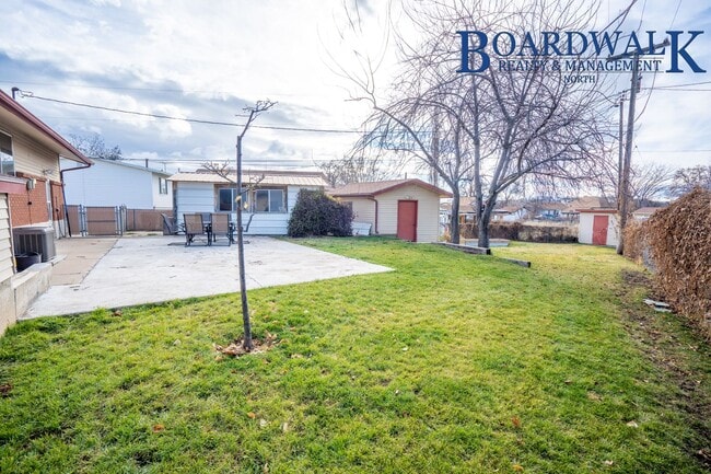 Building Photo - Amazing 4 Bed Rambler in Syracuse