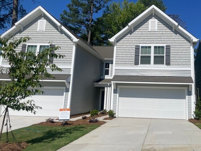 Primary Photo - Paired Home minutes from I-85 off of Jack ...