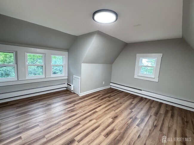 Building Photo - 6 Seaglade Cir