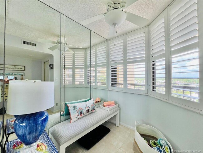 Building Photo - 9500 S Ocean Dr