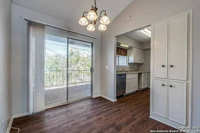 Building Photo - 9503 Powhatan Dr