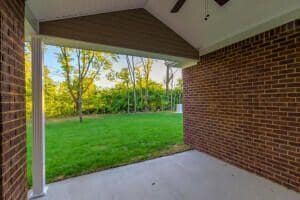 Building Photo - 102 Hickory Grv Ct