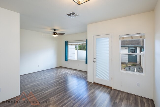 Building Photo - 91-1081-1081 Kaileolea Dr