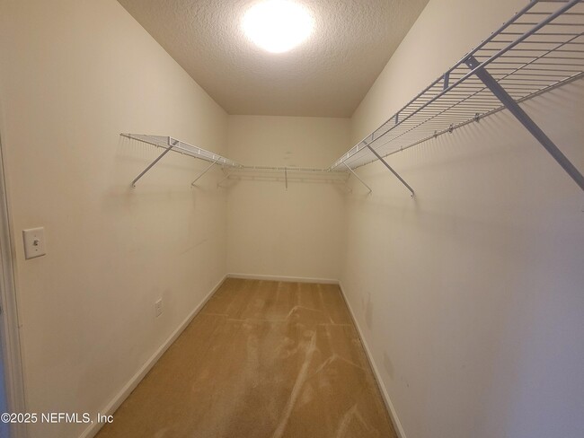 Building Photo - 4447 Oak Moss Loop
