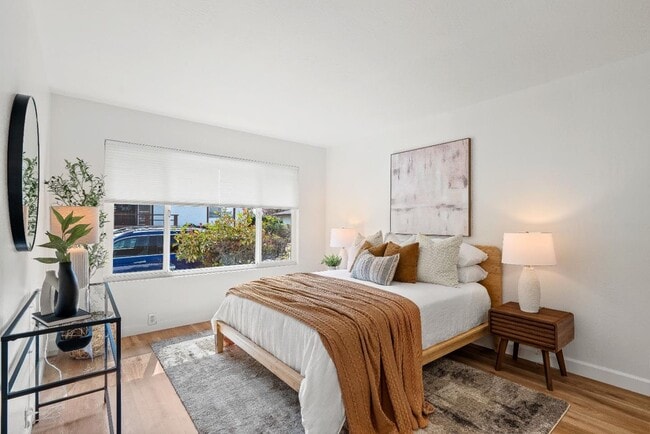 Building Photo - 203 Corte San Pablo