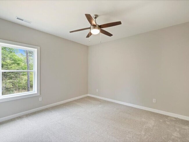 Building Photo - Modern Comfort Meets Timeless Style – Your...