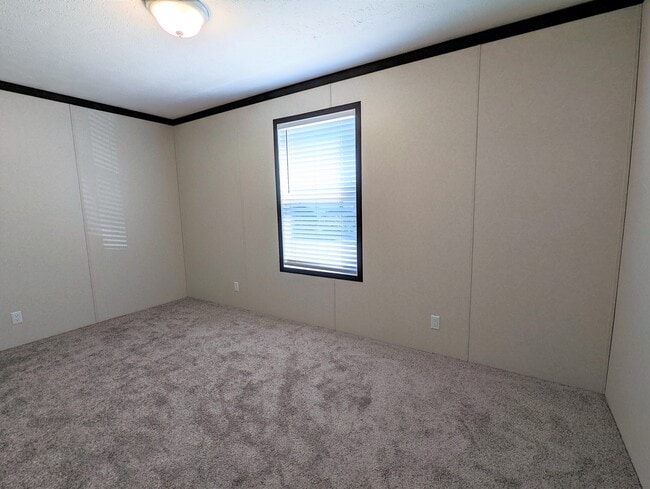 Building Photo - 9132 Windward Dr