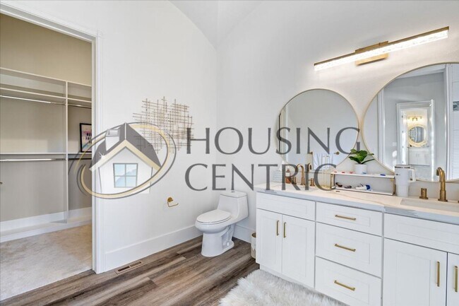 Building Photo - Breathtaking Luxury Custom Rental in Guard Gated Serrano Golf Community!!