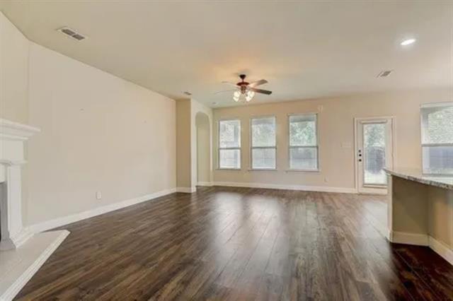 Building Photo - 613 Cypress Hill Dr