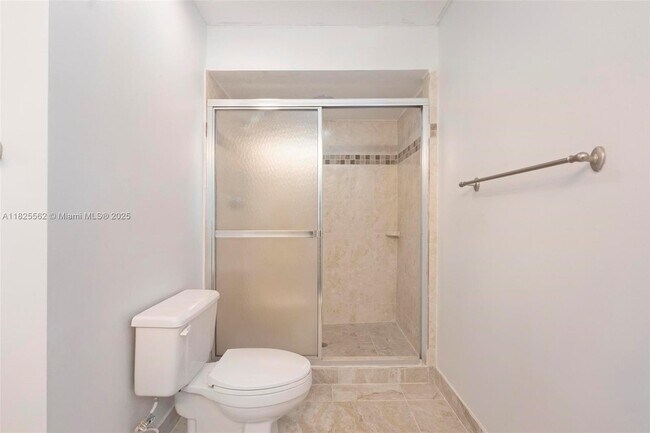 Building Photo - 11066 Longboat Dr