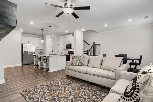 Building Photo - 4635 Cypress Pk Dr