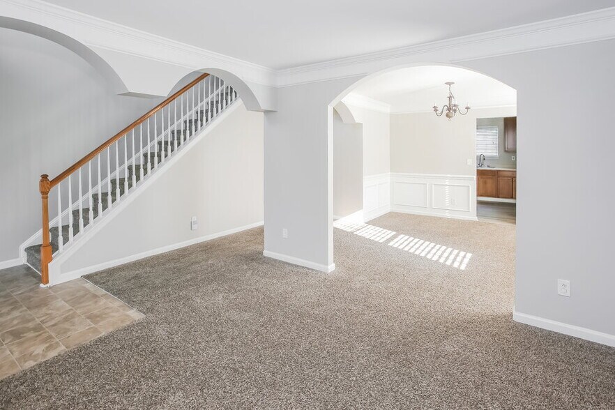 Building Photo - 3912 Parkers Fry