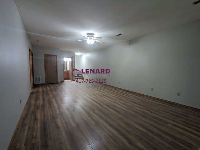 Building Photo - Farm Rd 123