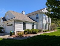 Building Photo - 33317 Fairport Dr