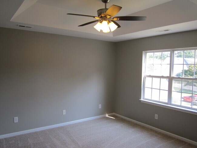 Building Photo - Beautiful Updated Home in Desirable Starmo...