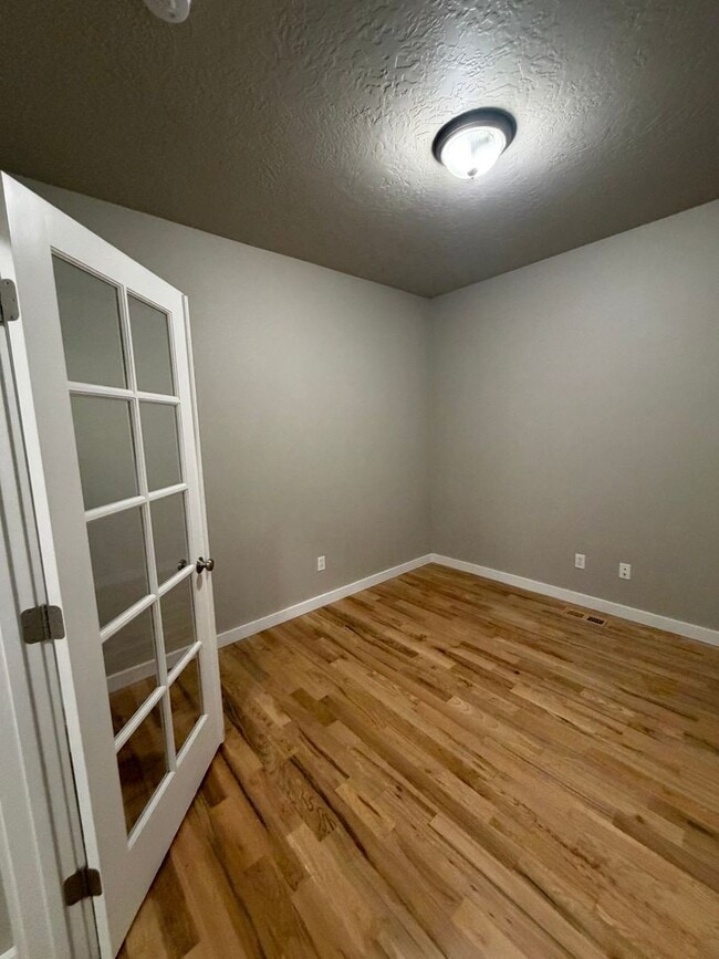 Building Photo - 3024 N Christian Way